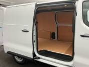 VAUXHALL VIVARO 2024 (73)