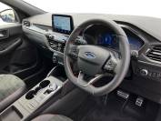 FORD KUGA 2021 (21)