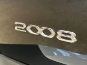 PEUGEOT 2008 2022 (71)