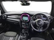 MINI HATCHBACK 2019 (19)