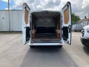 VAUXHALL VIVARO 2018 (18)