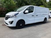 VAUXHALL VIVARO 2018 (18)