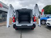 VAUXHALL VIVARO 2024 (24)