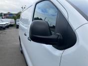 VAUXHALL VIVARO 2024 (24)