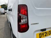 VAUXHALL COMBO CARGO 2021 (21)