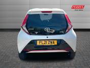 TOYOTA AYGO 2021 (21)