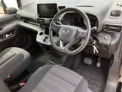 VAUXHALL COMBO-LIFE 2022 (22)