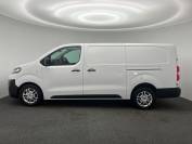 VAUXHALL VIVARO 2021 (70)