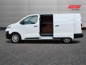 VAUXHALL VIVARO 2021 (21)