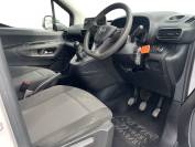 VAUXHALL COMBO CARGO 2021 (70)