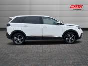 PEUGEOT 5008 2018 (18)