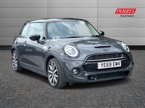 MINI HATCHBACK 2019  at Perrys Alfreton