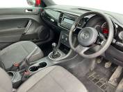 VOLKSWAGEN BEETLE 2013 (63)