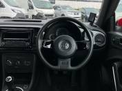 VOLKSWAGEN BEETLE 2013 (63)