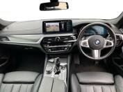 BMW 5 SERIES 2021 (71)