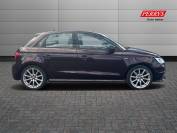 AUDI A1 2015 (15)