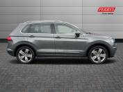 VOLKSWAGEN TIGUAN 2019 (19)