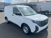 FORD TRANSIT COURIER 2024 (J0123)