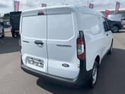 FORD TRANSIT COURIER 2024 (J0123)