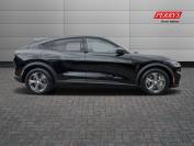 FORD MUSTANG MACH-E 2023 (23)