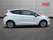 FORD FIESTA 2017 (17)