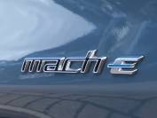 FORD MUSTANG MACH-E 2024 (24)