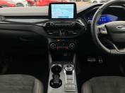 FORD KUGA 2021 (21)