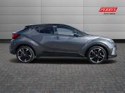 TOYOTA C-HR 2022 