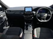 FORD KUGA 2021 (21)