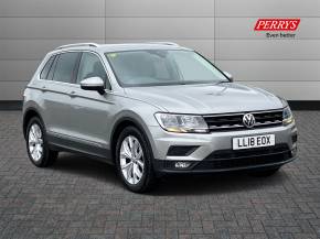 VOLKSWAGEN TIGUAN 2018 (18) at Perrys Alfreton