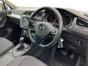 VOLKSWAGEN TIGUAN 2018 (18)