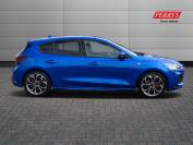 FORD FOCUS 2024 (24)