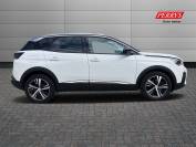 PEUGEOT 3008 2018 (18)