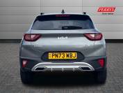 KIA STONIC 2023 (73)