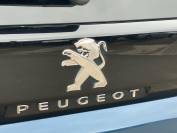 PEUGEOT 5008 2021 (21)