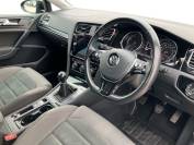 VOLKSWAGEN GOLF 2019 (19)