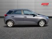 HYUNDAI I20 2017 (17)