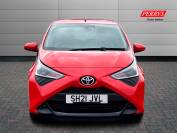 TOYOTA AYGO 2021 (21)