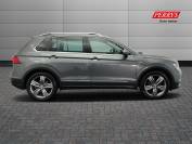 VOLKSWAGEN TIGUAN 2019 (19)