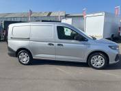 FORD TRANSIT CONNECT 2024 (E0057)