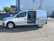 FORD TRANSIT CONNECT 2024 (E0057)