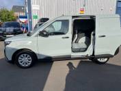 FORD TRANSIT COURIER 2024 (J0126)