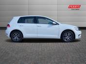 VOLKSWAGEN GOLF 2018 (18)