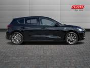 FORD FOCUS 2022 (72)