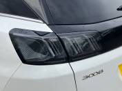 PEUGEOT 3008 2021 (21)