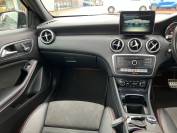 MERCEDES-BENZ A CLASS 2018 (18)