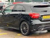 MERCEDES-BENZ A CLASS 2018 (18)