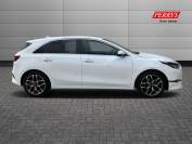 KIA CEED 2022 (22)