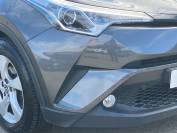 TOYOTA C-HR 2017 (17)