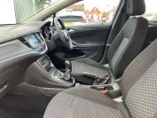 VAUXHALL ASTRA 2016 (16)